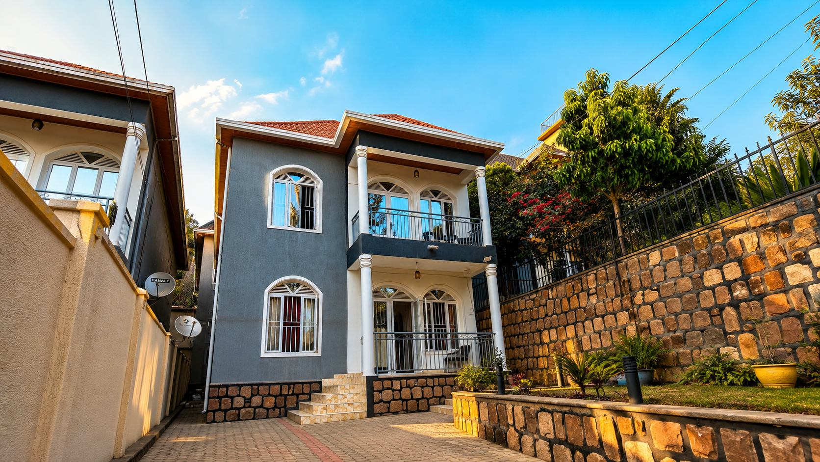 Private Ensuite Rooms & 4-Bedroom Apartment in Kibagabaga