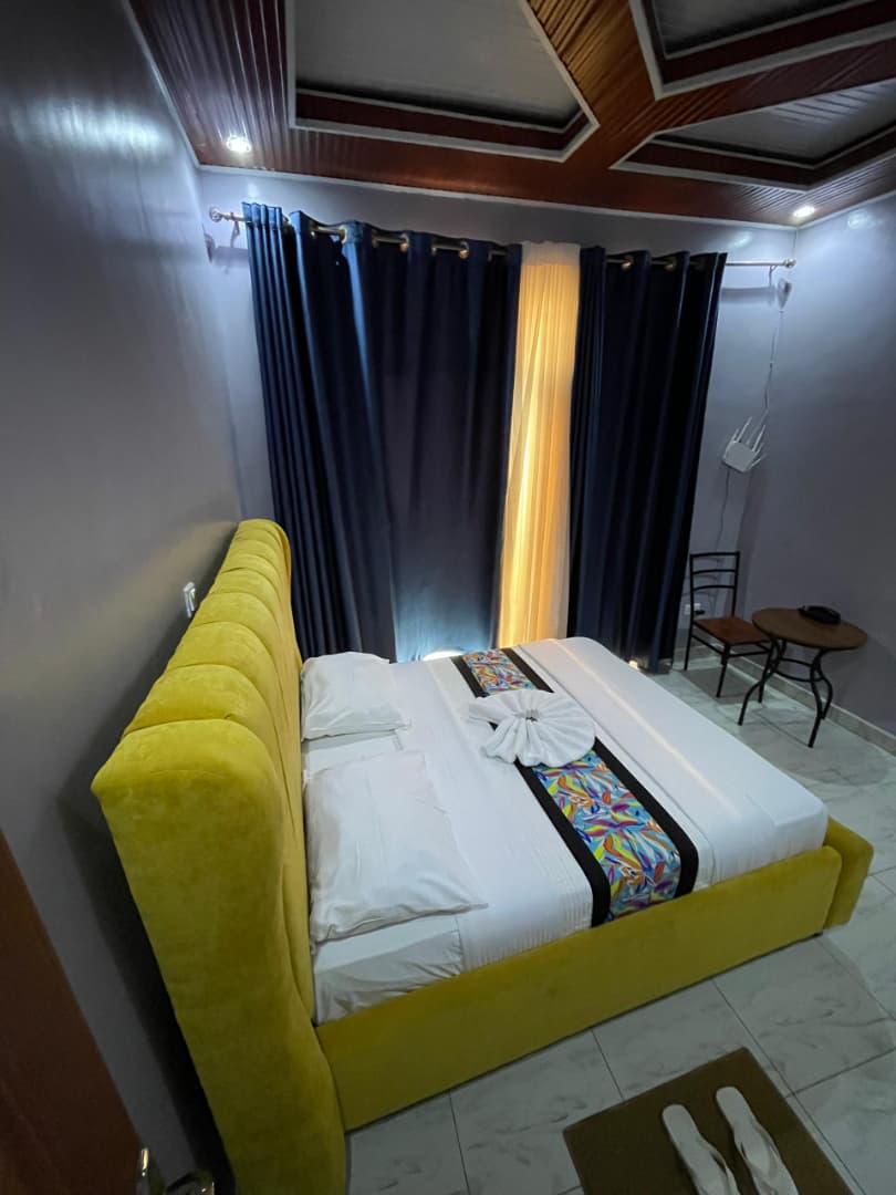 Budget Room